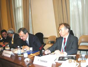 Gastgeber für die Lancierung der Studie war das Geneva Centre for Security Policy. Durch den Anlass führte dessen Direktor Botschafter Fred Tanner